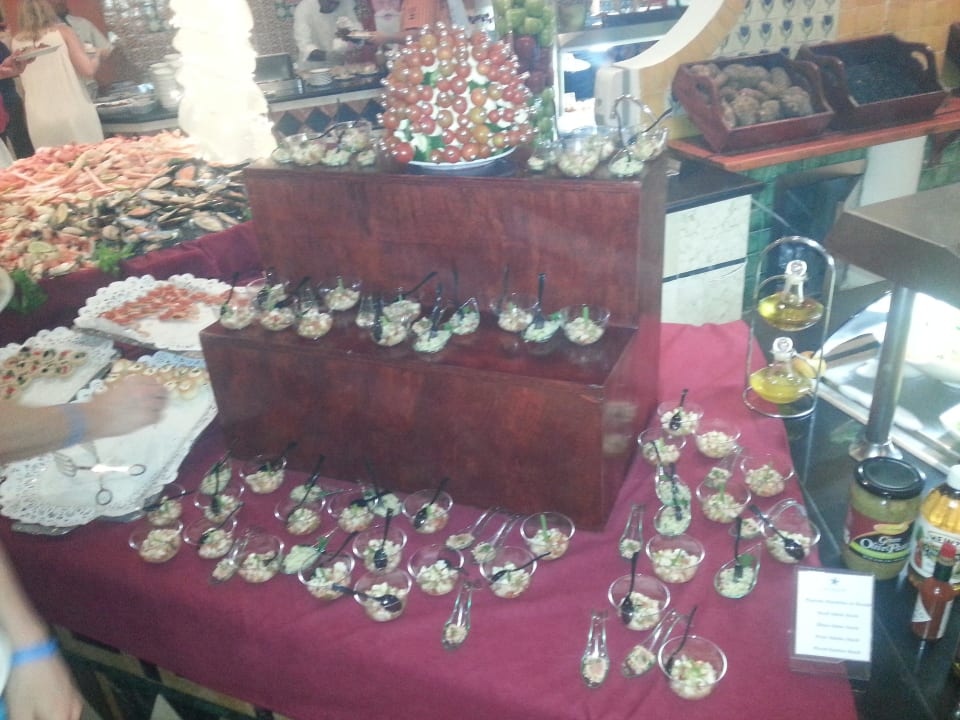 Essen Iberostar Waves Costa Dorada