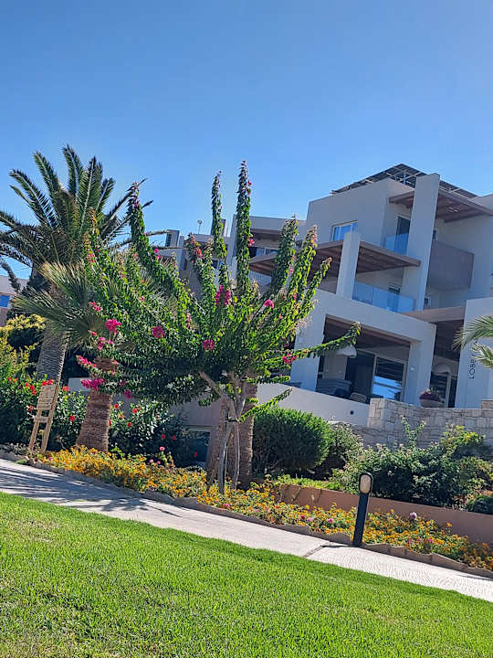 Gartenanlage Anissa Beach & Village