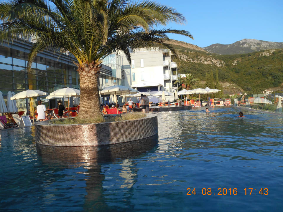 Pool Eurostars Queen of Montenegro