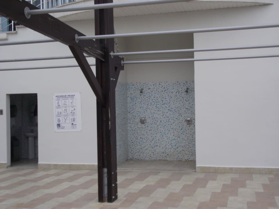 Duschen unterer Pool Hotel Sultan of Side