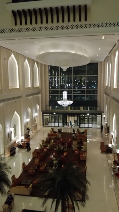 Lobby Bab Al Qasr, a Beach Resort & Spa by Millennium