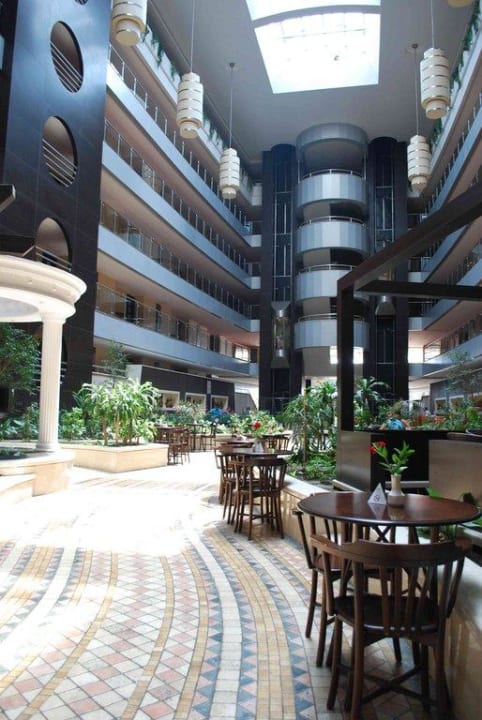 Lobby bar Timo Deluxe Resort