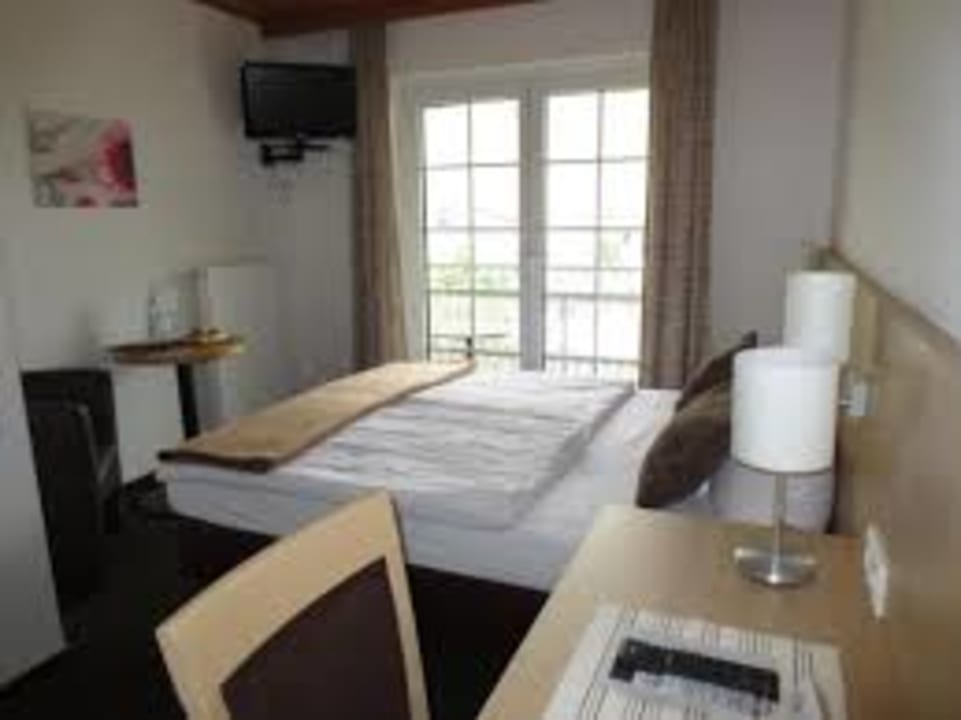 Zimmer Wein & Gästehaus Rosenlay