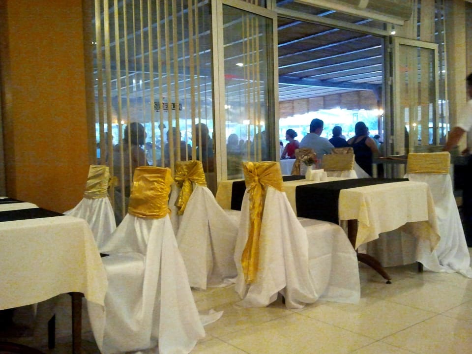 Besonderes Buffet an einem Abend in der Woche Hotel Sidekum