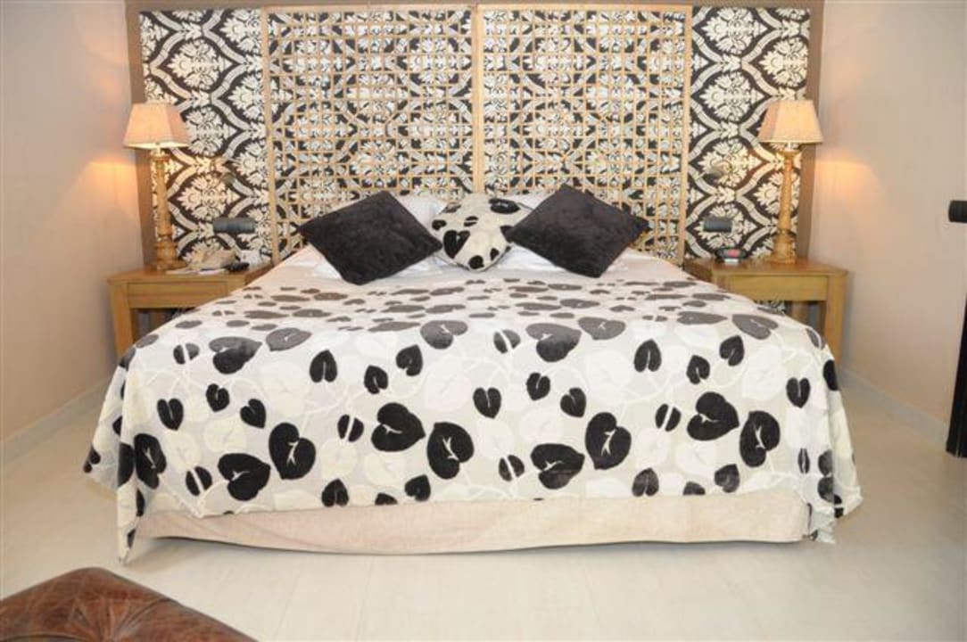 Schlafzimmer Gran Suite Royal Swimmingpool Catalonia Royal Bavaro - Adults only