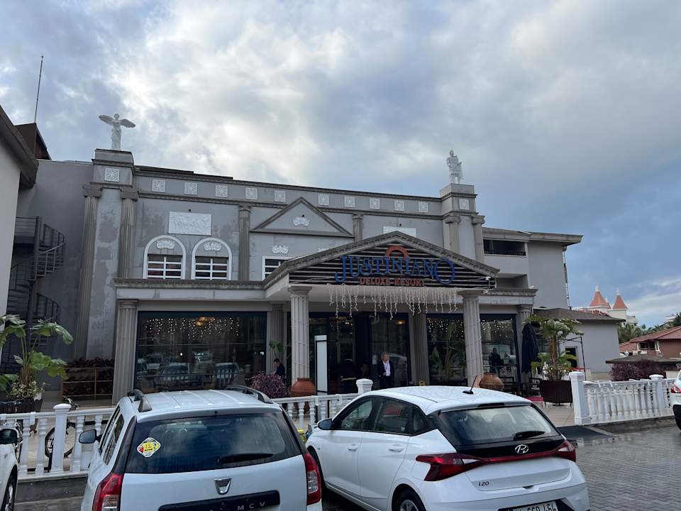 Außenansicht Justiniano Deluxe Resort