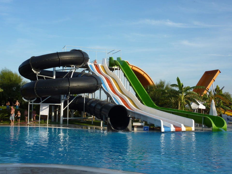 Rutschen Saturn Palace Resort Hotel