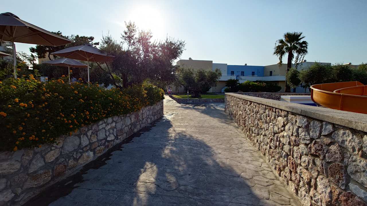 Außenansicht Atlantica Mikri Poli Rhodes