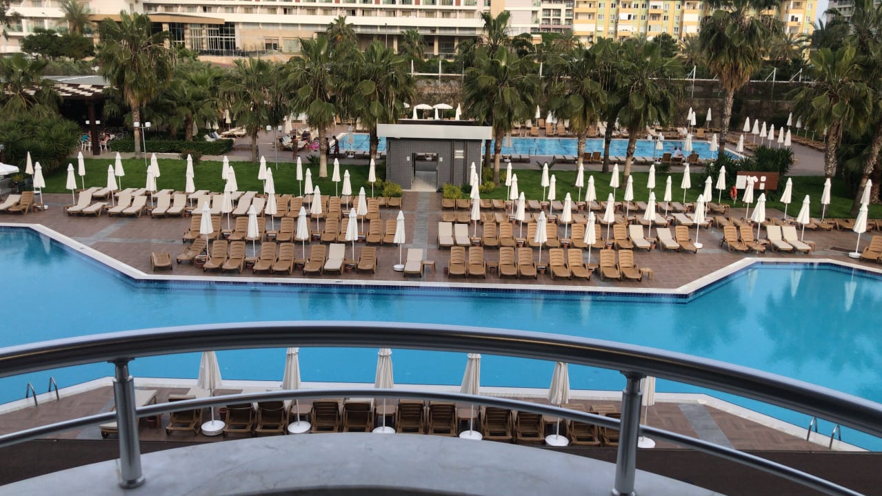 Ausblick Hotel Royal Garden Beach