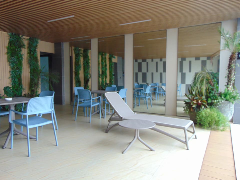 Gastro D' Lecia Ha Long Hotel