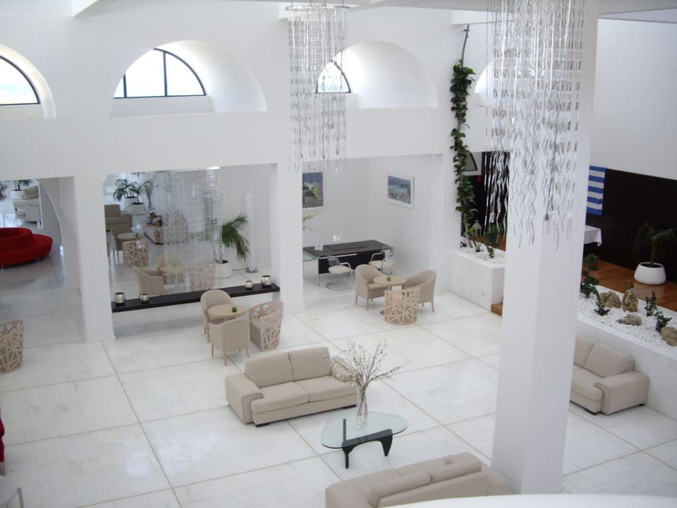 Aufenthaltsbereich Lobby TUI BLUE Oceanis Beach and Spa Resort