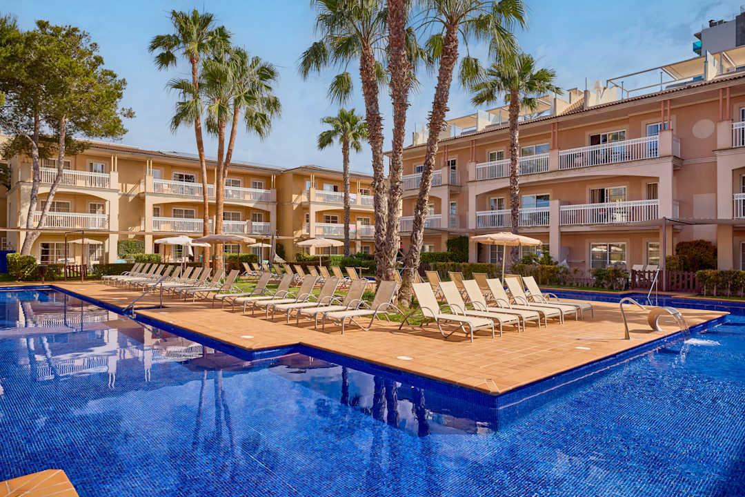 Pool Zafiro Can Picafort