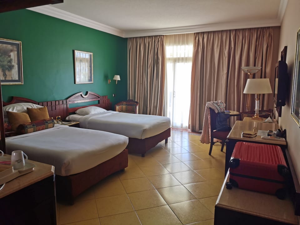 Zimmer Palm Royale Resort - Soma Bay