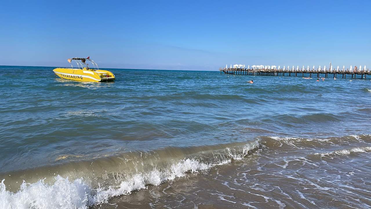 Strand Side Mare Resort & Spa