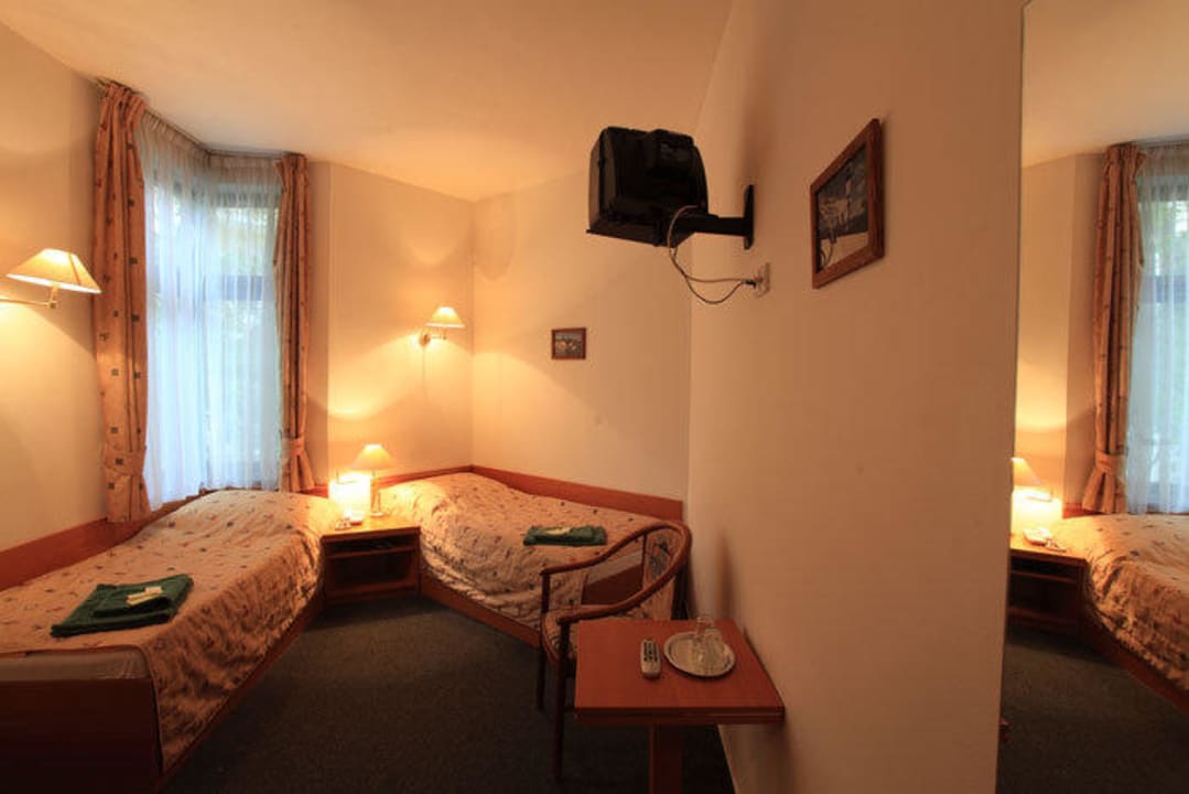 Standard twin room  Hotel Amadeus Prague