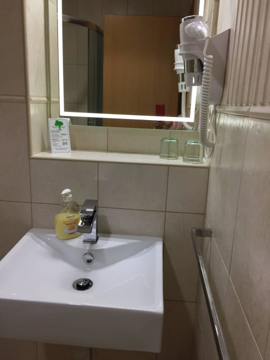 Waschtisch  Hotel 3 Linden