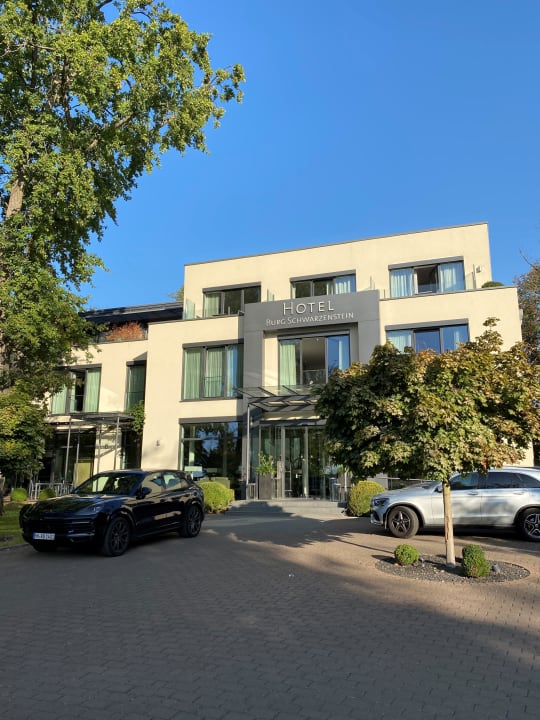 Außenansicht Relais & Châteaux Hotel Burg Schwarzenstein