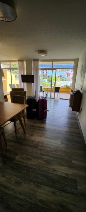 Strand Tigaiga Suites