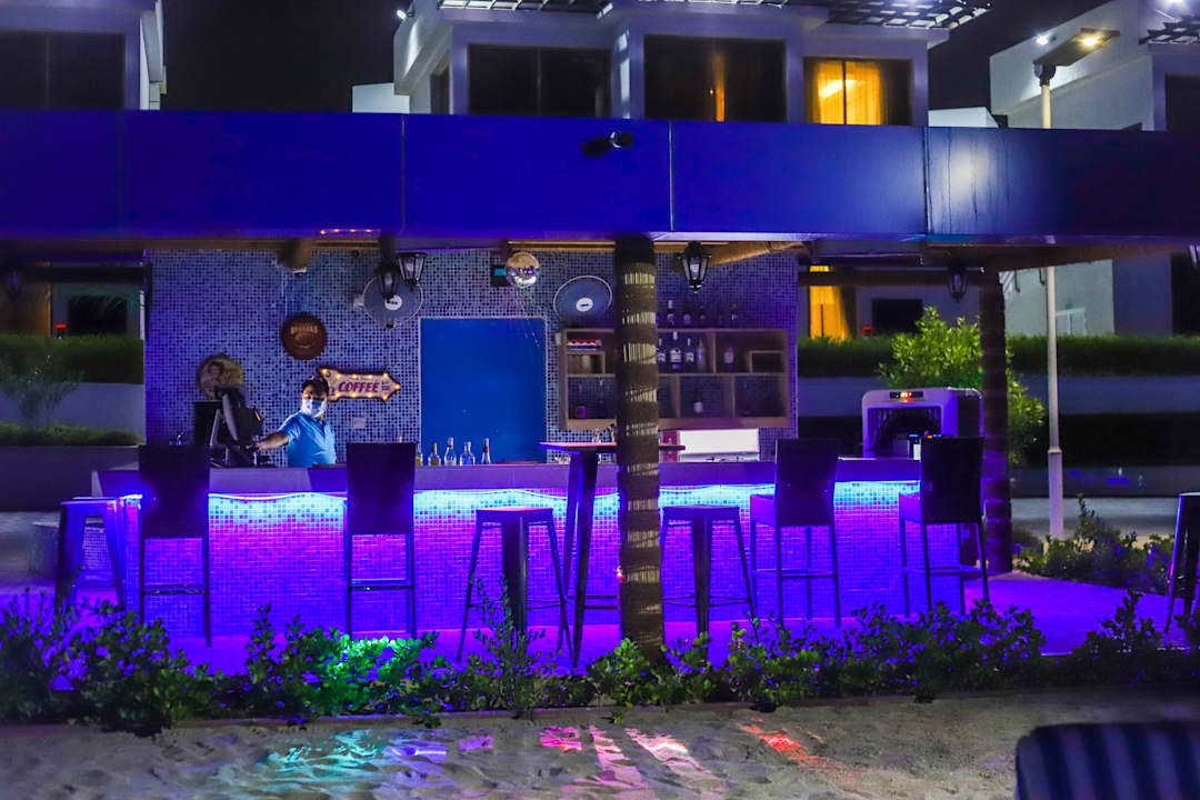 Gastro Mirage Bab Al Bahr Beach Resort