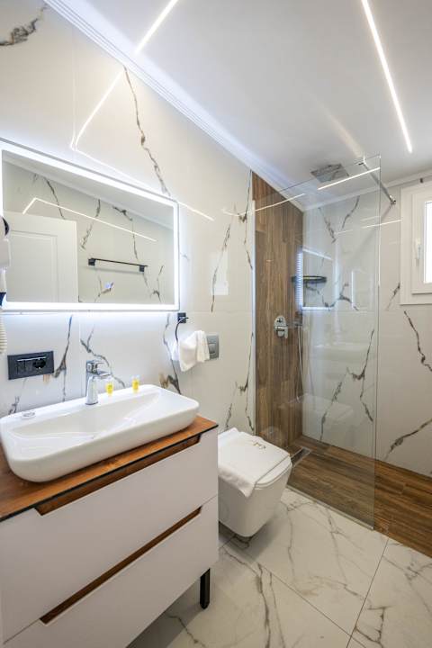 Sonstiges Golemi Lux Hotel