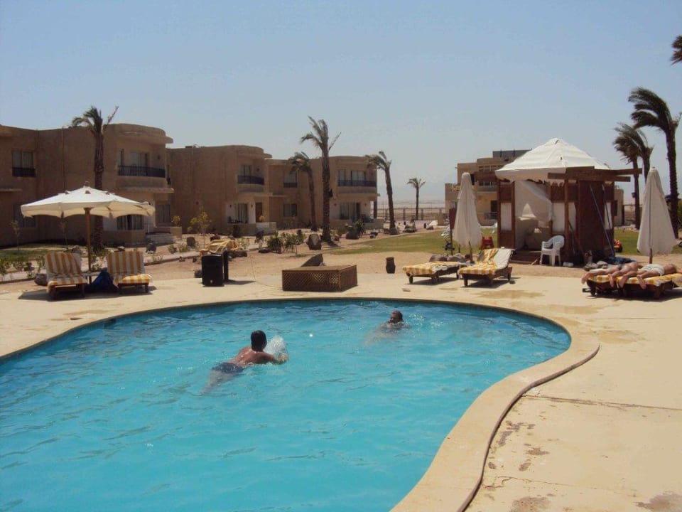 Pool Hotel Yara Beach Club