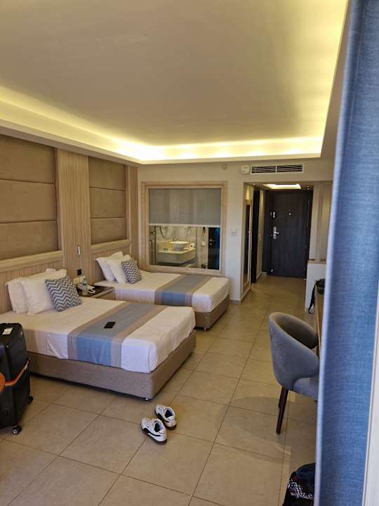 Zimmer Ali Baba Palace Resort