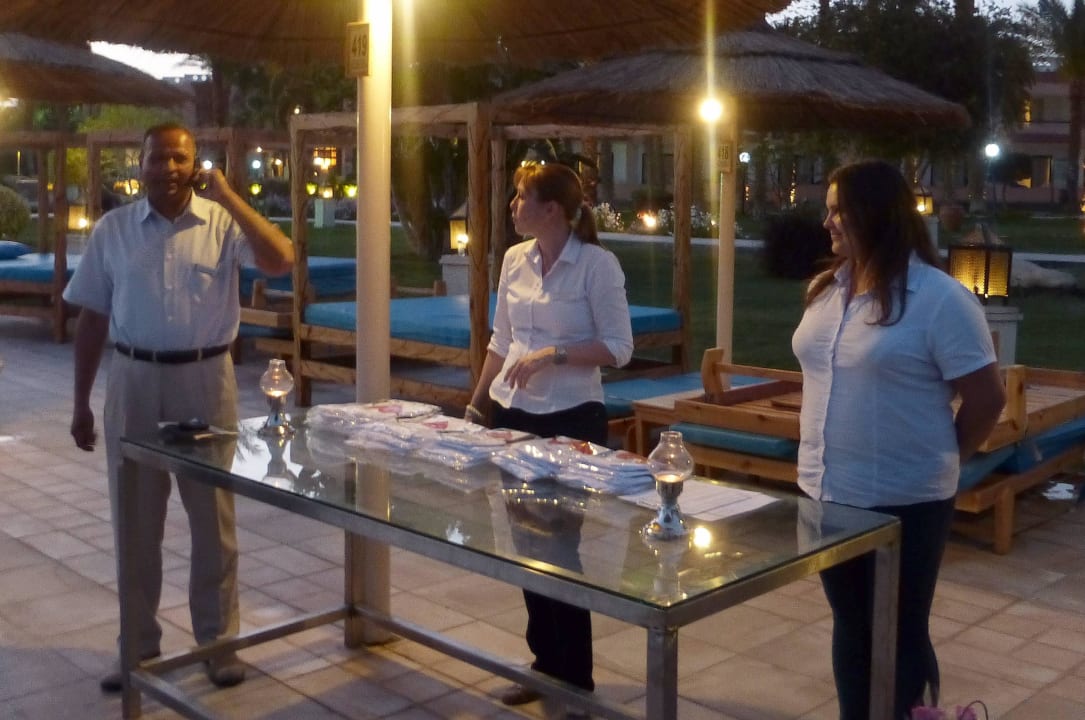 Beginn Galadinner Beach Albatros Resort