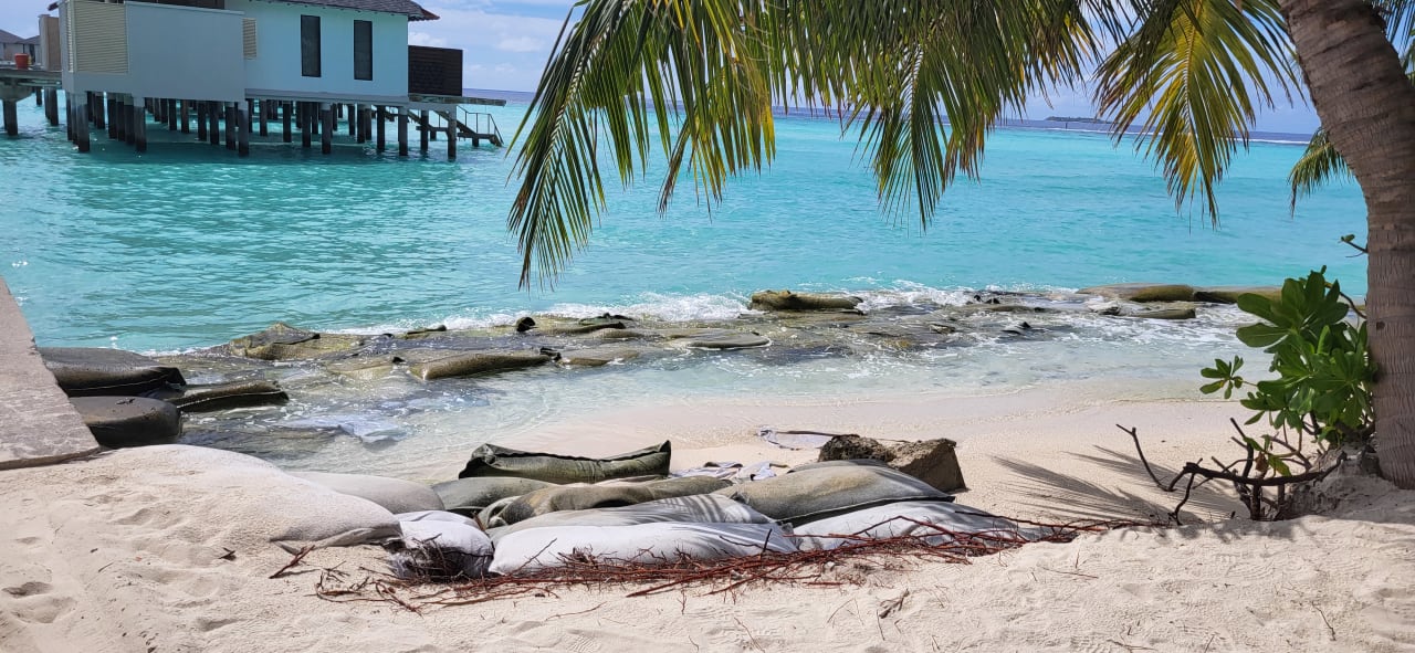 Strand NH Collection Maldives Havodda Resort