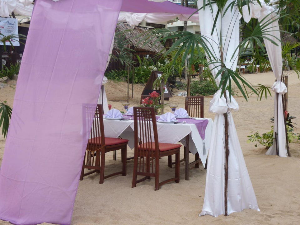 Honeymoon Dinner am Strand Hotel Khao Lak Palm Beach Resort
