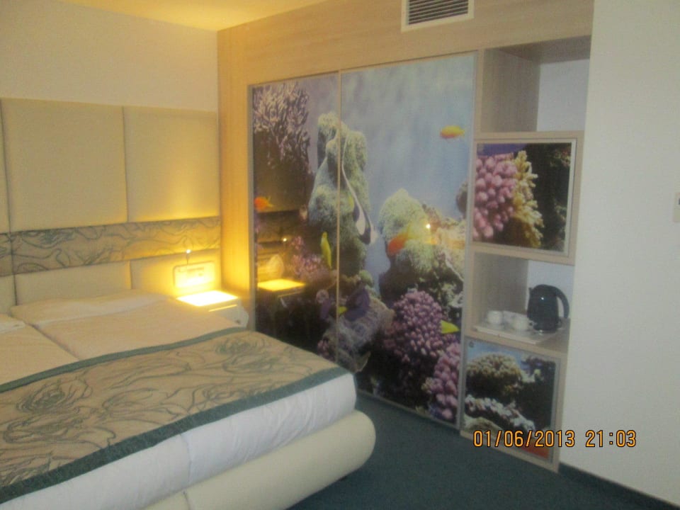 Eim Komfortzimmer GRIFID Hotel Metropol