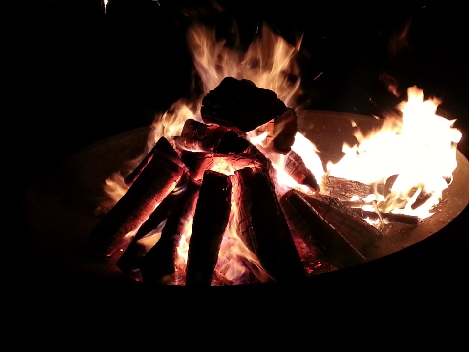 Fackelwanderung mit Lagerfeuer Seehotel Fleesensee