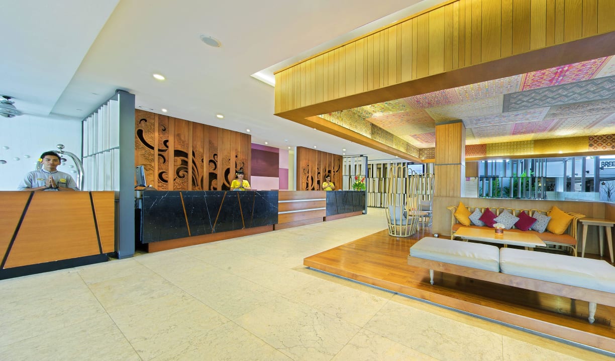 Lobby & Reception Hotel Grand Inna Kuta