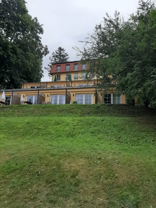 Außenansicht Strandhotel vier Jahreszeiten