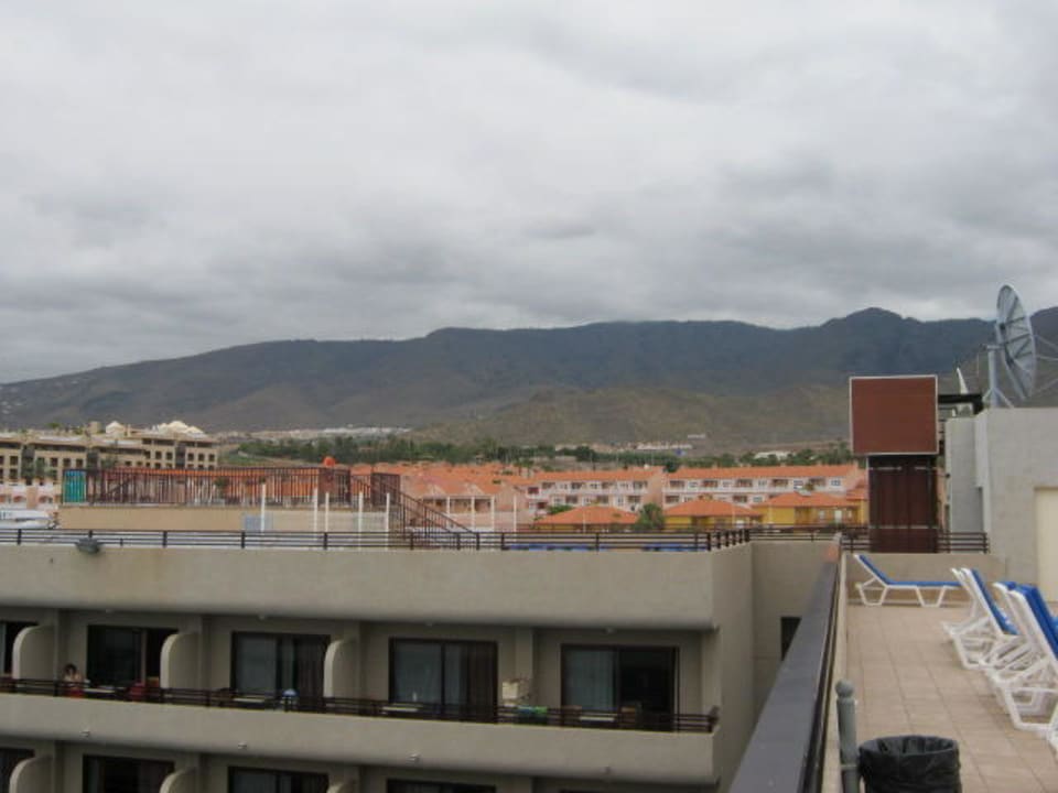 Ausblick von der Dachterrasse GF FANABE
