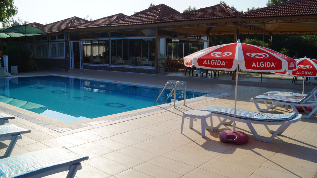 Pool Önder Yildiz Hotel