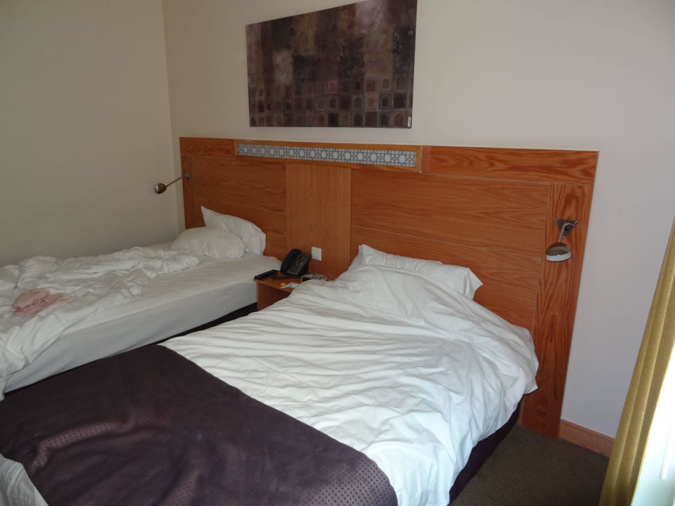 Pokój Holiday Inn Express Dubai Airport