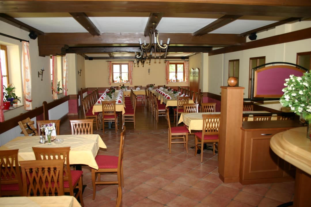 Ein Teil des Speisesaals Alpengasthof Moser