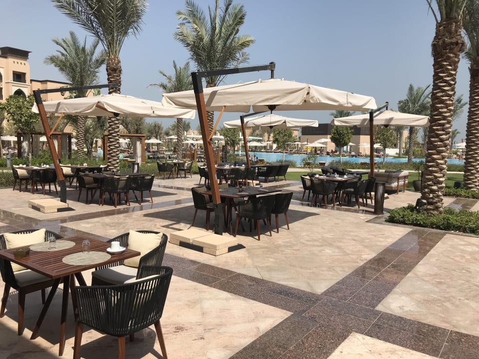 Gastro Saadiyat Rotana Resort &  Villas