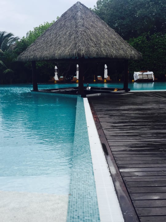 Pool Adaaran Select Meedhupparu Island Resort - Premium All Inclusive