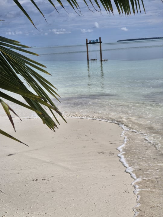 Strand Canareef Resort Maldives