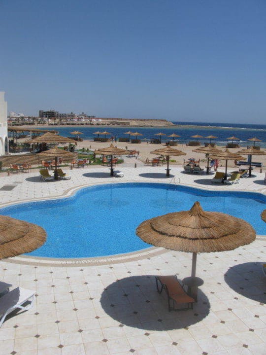 Poool Coral Sun Beach