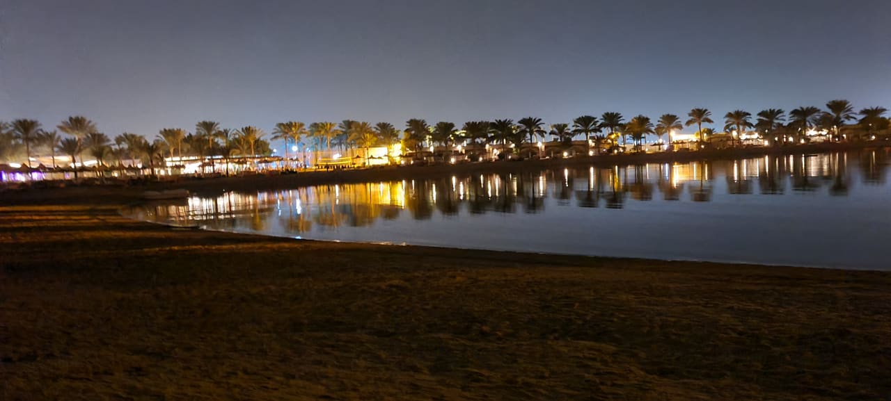 Außenansicht Desert Rose