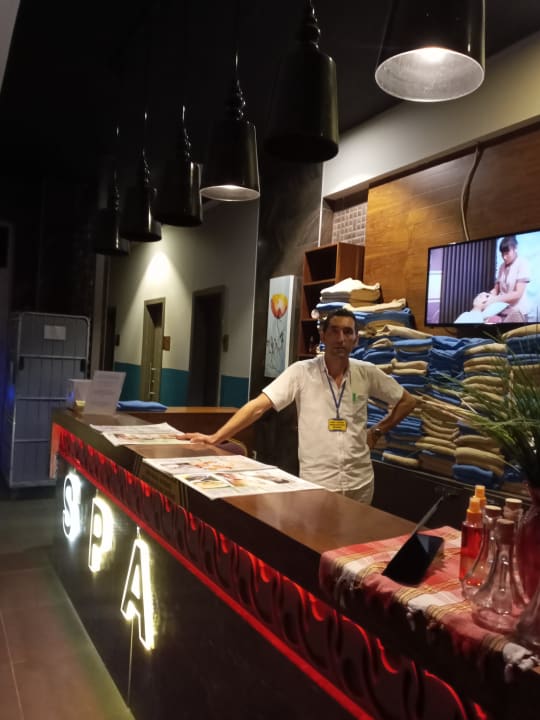 Sonstiges Well Palace Side