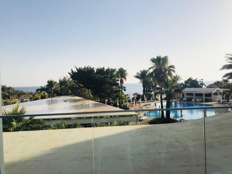 Ausblick Crystal Springs Beach Hotel