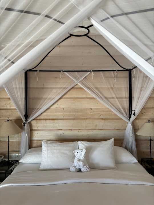 Zimmer Kuredu Island Resort & Spa