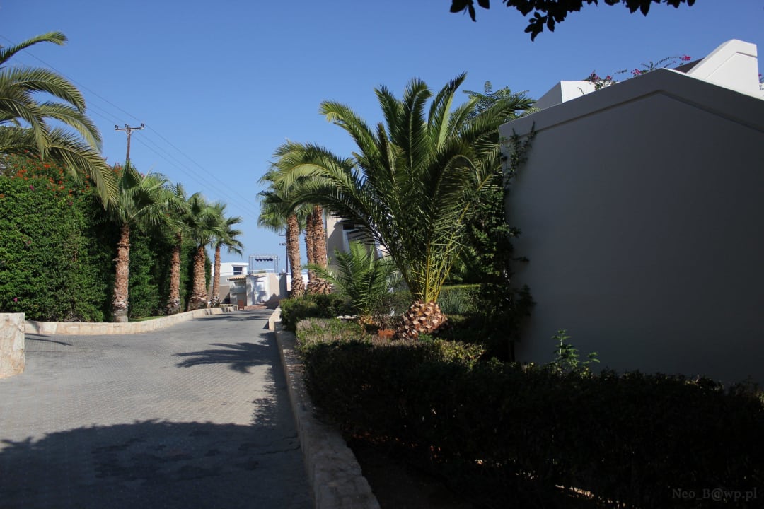 Droga do amfiteatru Grand Hotel Holiday Resort