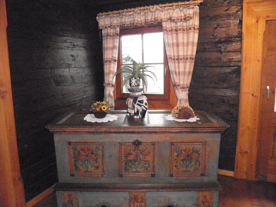 Mit viel Liebe gestalteter Vorraum zu den Zimmern Pension Heilbad Burgwies