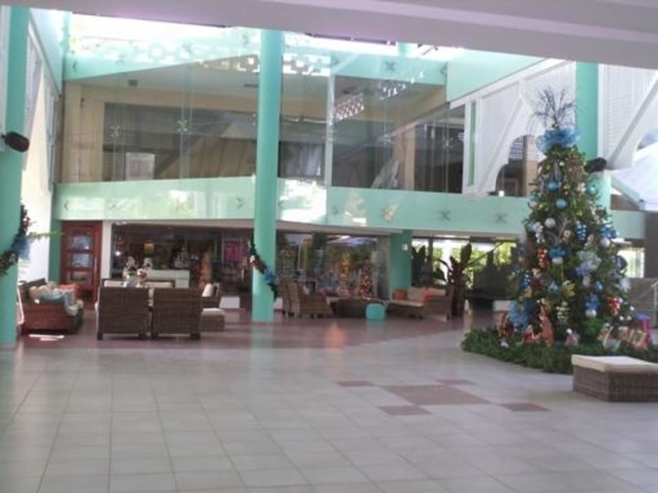 Eingangsbereich Grand Paradise Playa Dorada