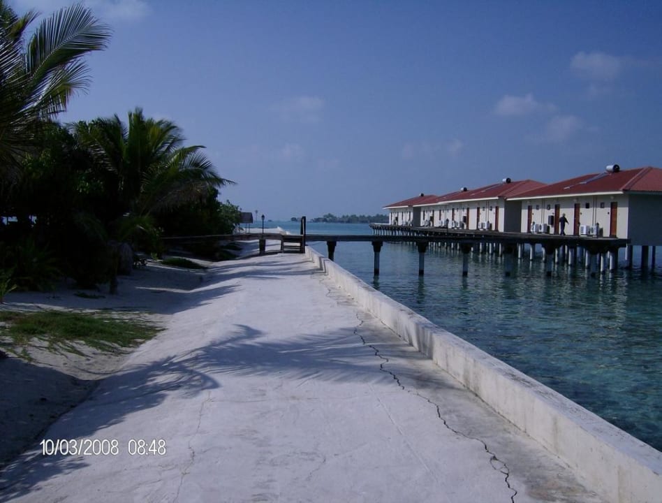 Die Wasserbungis Summer Island Maldives