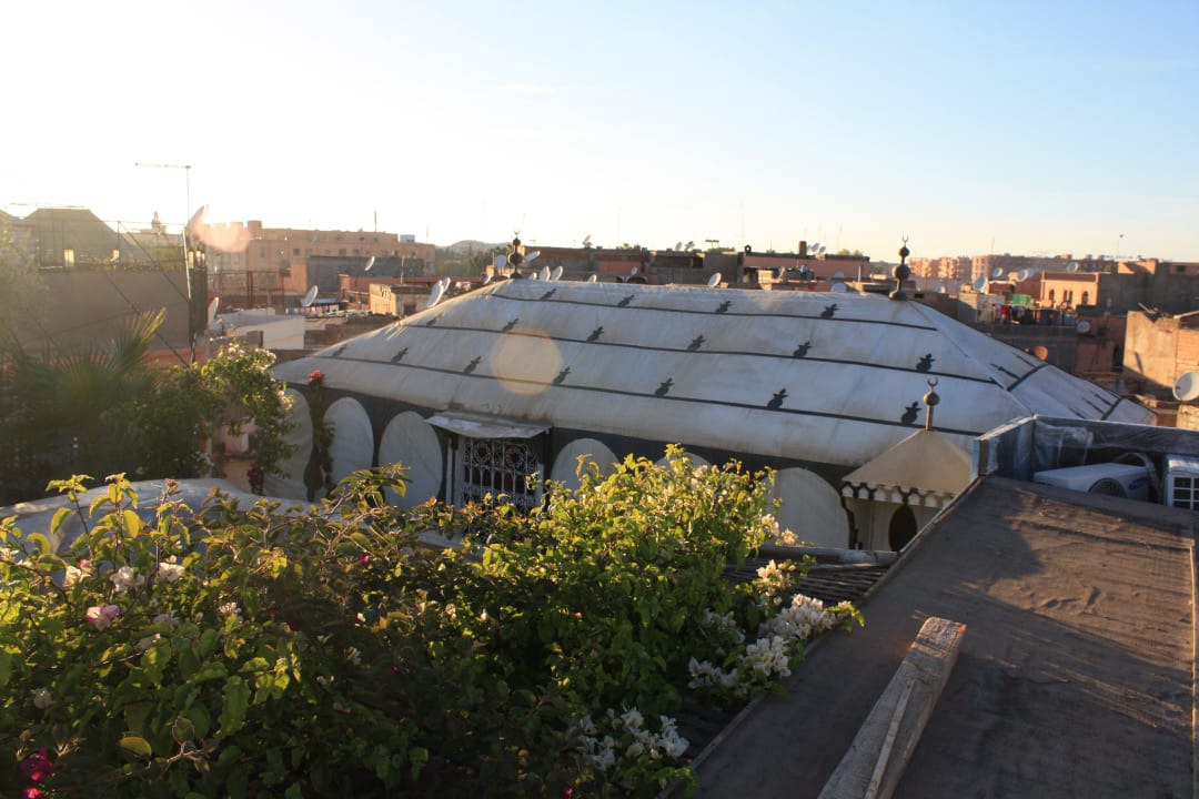 Blick von außen auf unser Zimmer Hotel Riad Armelle